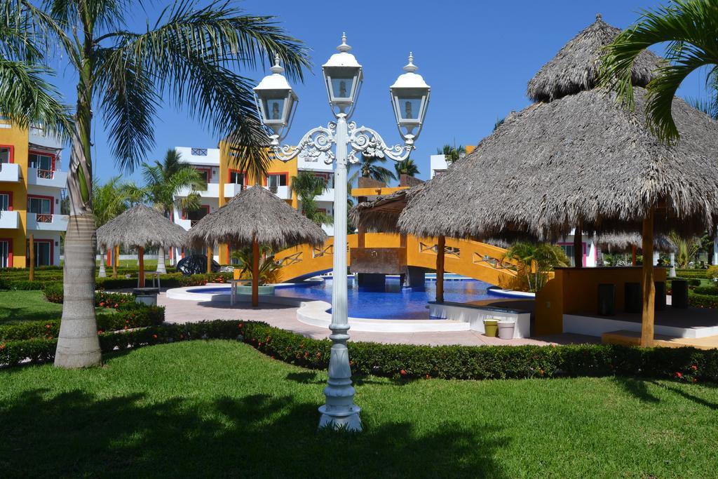 Villas Coco Mango Barra de Navidad Eksteriør billede